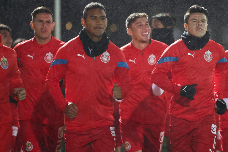 Chivas Regresa Al Jalisco Para Su Duelo Ante Mazatlán Por La Copa Sky ...